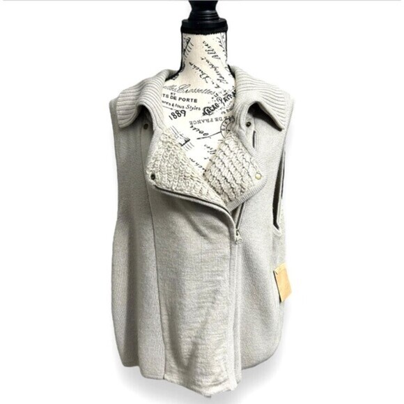 Coldwater Creek XL Wool Sweater Vest Oat Tan Asymmetrical Zip Collared Chic NWT - Picture 1 of 15